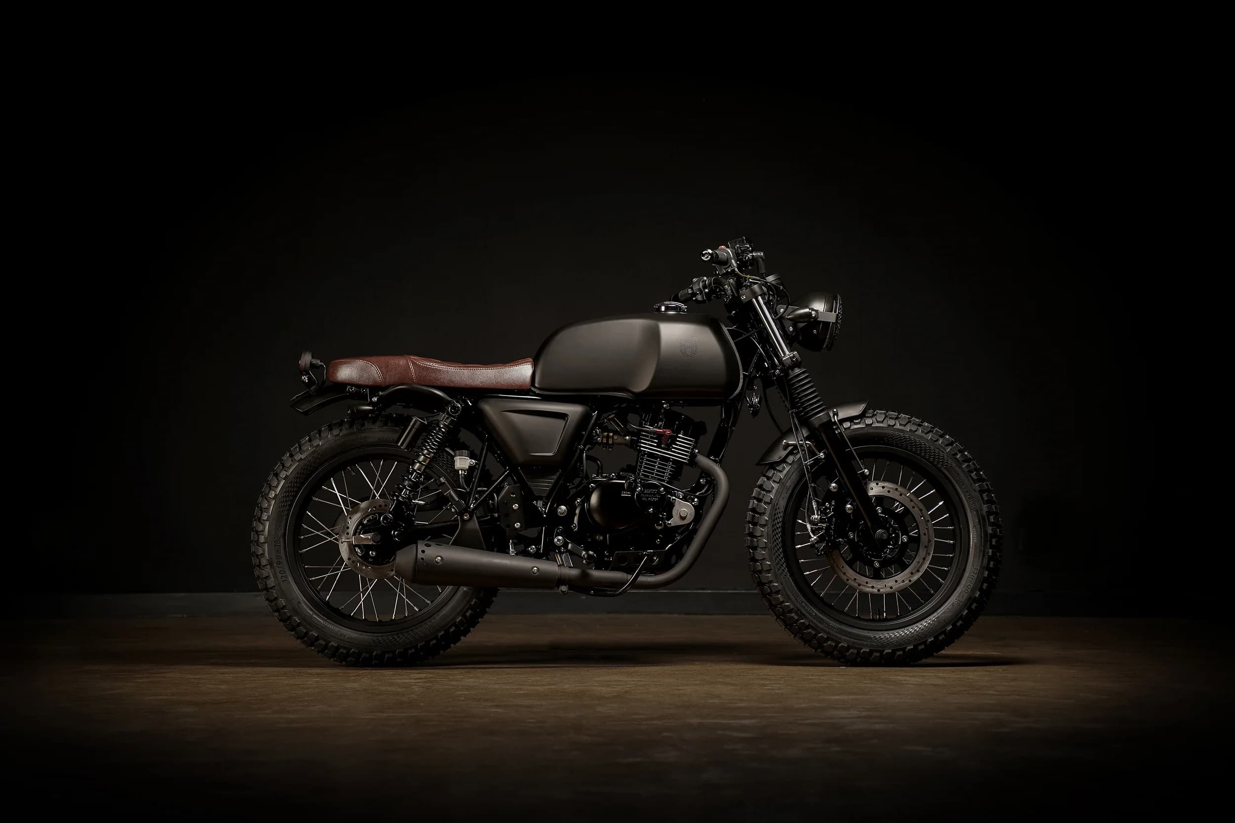 Mutt Akita 250